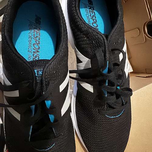 New Balance  波鞋 US10.5 NB
