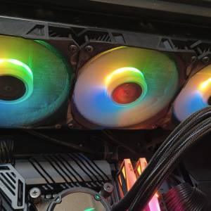 ROG Strix LC 360 RGB一體式水冷式CPU散熱器