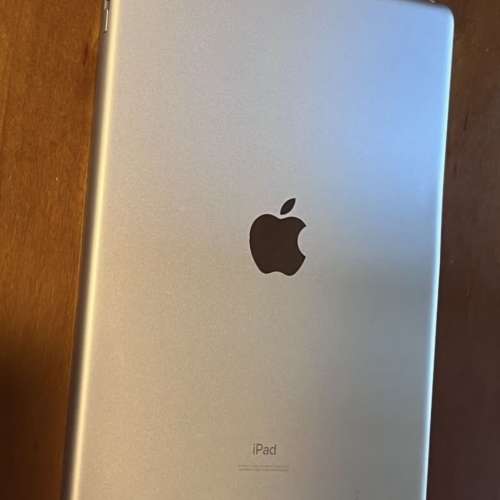 iPad 8 128gb+Apple Pencil 港行極新，所有原裝，所有功能正常！