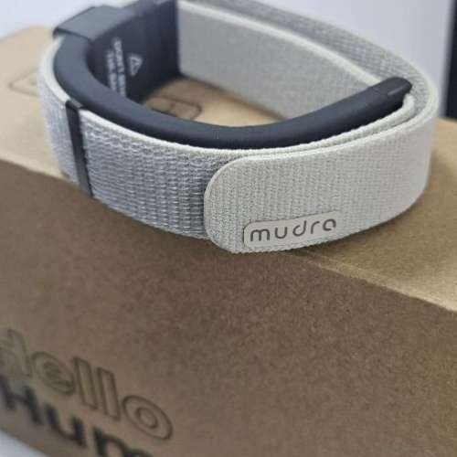 Mudra Link 神經手勢控制手環