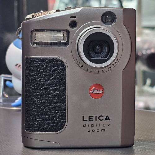 Leica Digilux zoom CCD Camera