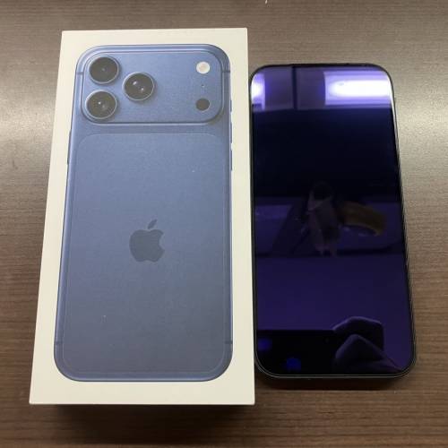 iPhone 17 Pro Max 256GB 蓝色14/8/2026 激活