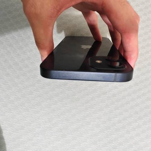 iPhone 12 128GB 黑色 電池77%