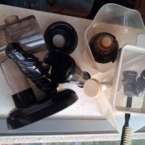 九成新 正版omega multifunctional slow juicer 8226
