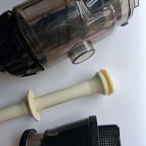九成新 正版omega multifunctional slow juicer 8226