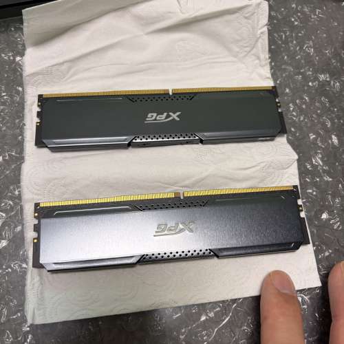adata ddr4 xpg d20 3200 cl16 (8gbx2)