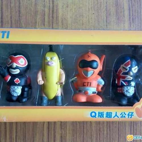 王维基 CTI 城市電訊第一代超人公仔
