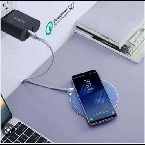 (全新 大牌子 ) Aukey LC-Q4 無線 充電器 充電板
