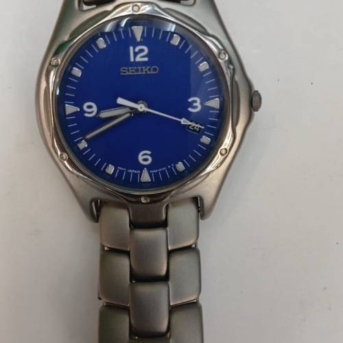 ( 全球唯一全新最輕最薄 ) Vintage 1990 Seiko Titanium 實心鈦金屬 Quartz Watch (...