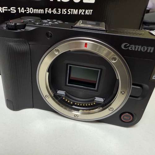 Canon R50V vlog camera