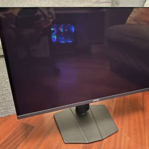 MSI MAG 272UP QD-OLED [不適合完美主義者, 請看詳情]