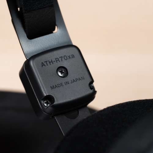 Audio-Technica ATH-R70xa headphone