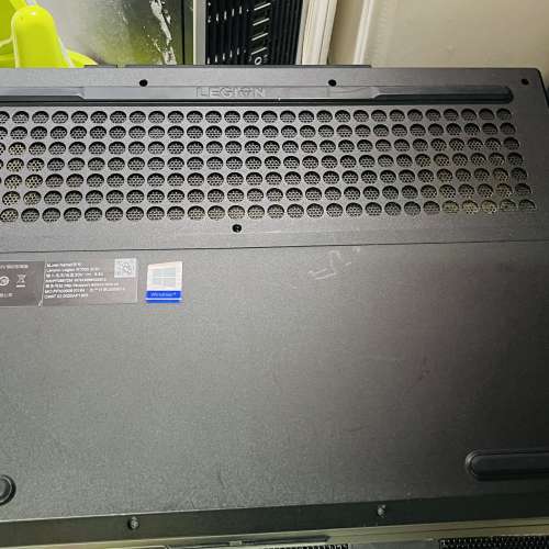 Lenovo Legion 5 15.6吋 R7-4800H 16GB, 256GB SSD + 1TB HDD, GTX1650
