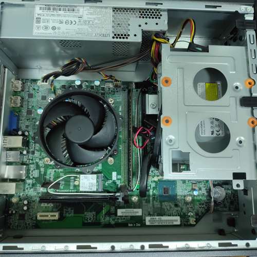 Acer Aspire XC885 Desktop PC (i5-8400)