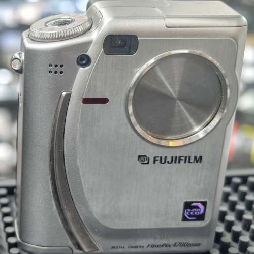 Fujifilm 富士 CCD FinePix 4700Z  包 記憶卡 讀卡器 可充電電池 極新