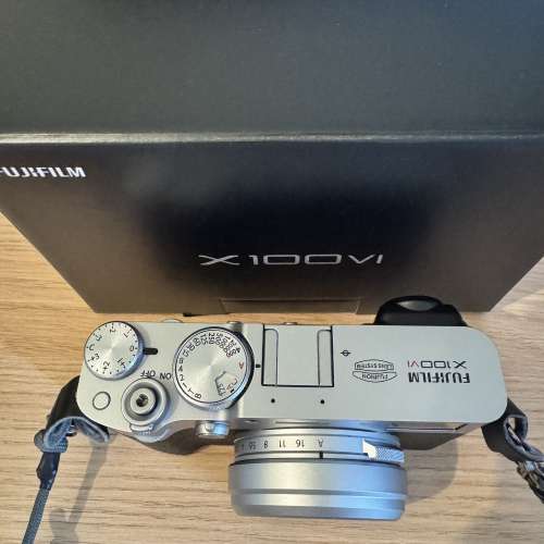 Fujifilm  x100vi 銀色