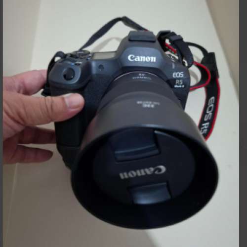 Canon R5 Mark II + canon 45mm f1.2 + BG-R20