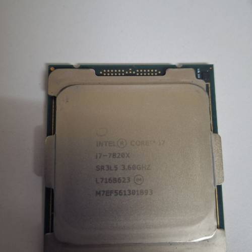 EVGA X299 DARK + i7 7820X