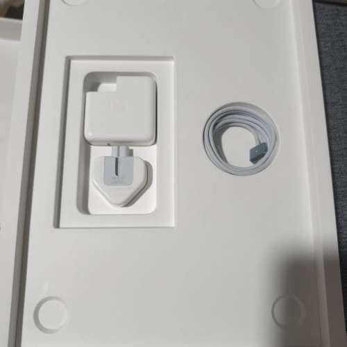 出售MacBook Air 15, M4版本 16+1TB
