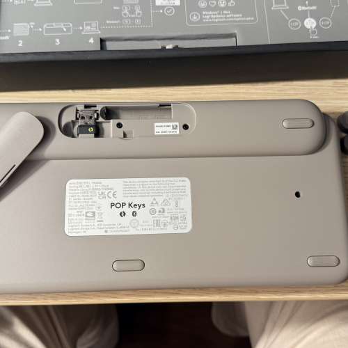 Logitech Pop Keys & Mouse 無線藍芽滑鼠與機械鍵盤