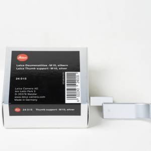 || Leica Thumb Rest M10 - Silver Chrome / 24015 for Leica M10 / M11 with box ||