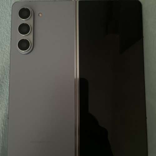 Samsung Z Fold5 12GB + 512GB Blue 5G (Daul sims) HK version