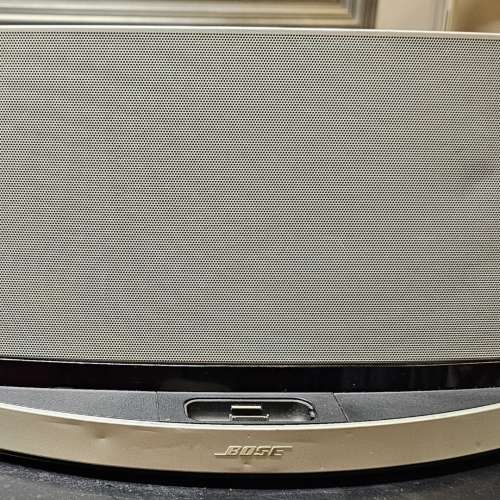 SoundDock&reg; 10 system as parts (no sound)