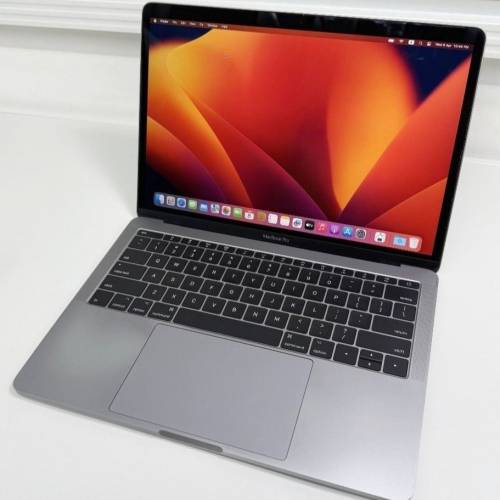 Apple MacBook Pro 13