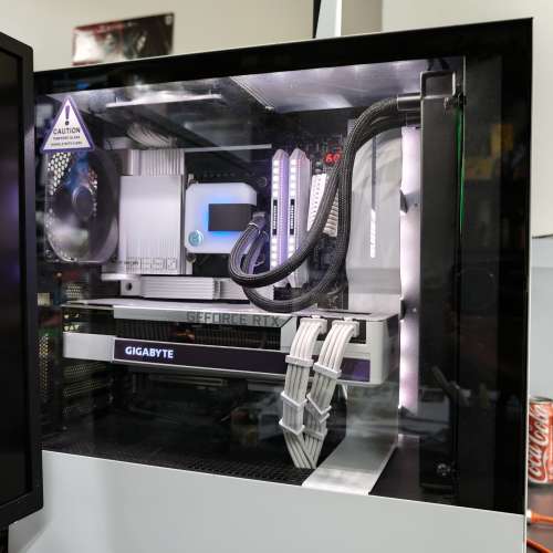 [暢玩AAA 大作] 12th i7 + RTX 3080 Ti 64GB Ram 主機