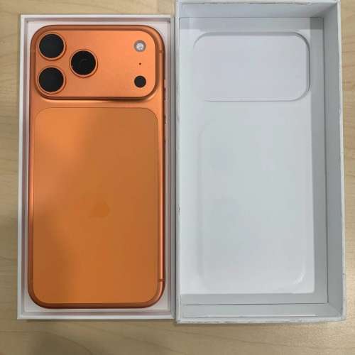 Apple iPhone 17 Pro Max - 256 GB Unlocked Orange - 100% Battery - READ