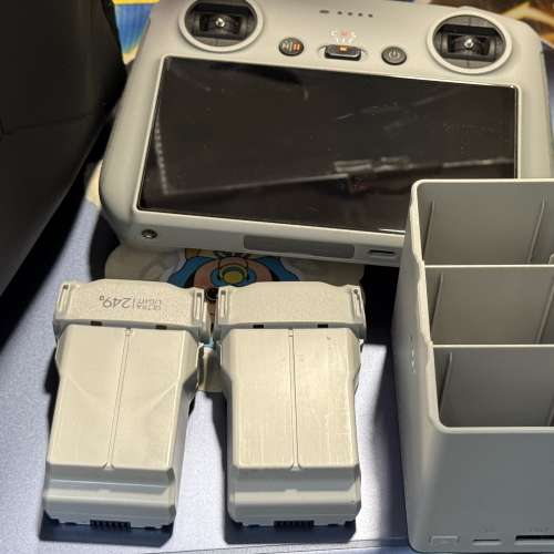 DJI MINI3 PRO 原裝袋 電池 和 RC遙控器