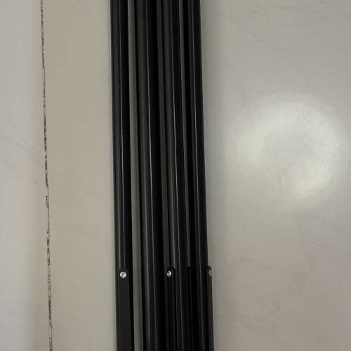 類型：	腳架 材質：	鋁 最低高度：	101cm 展開高度：	237cm 負重：	5kg 重量：