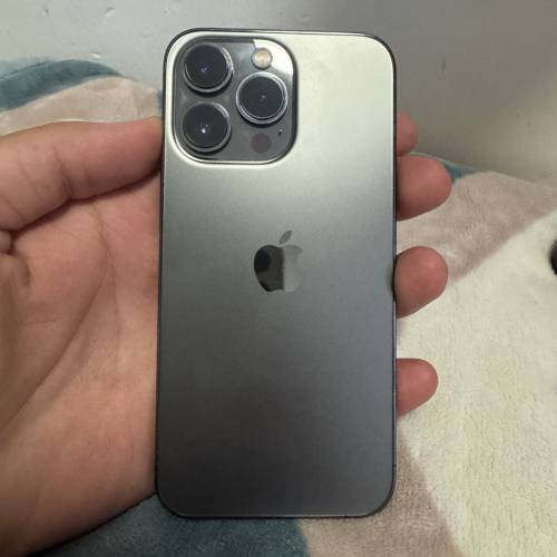 iphone 13 pro 256GB 香港行貨