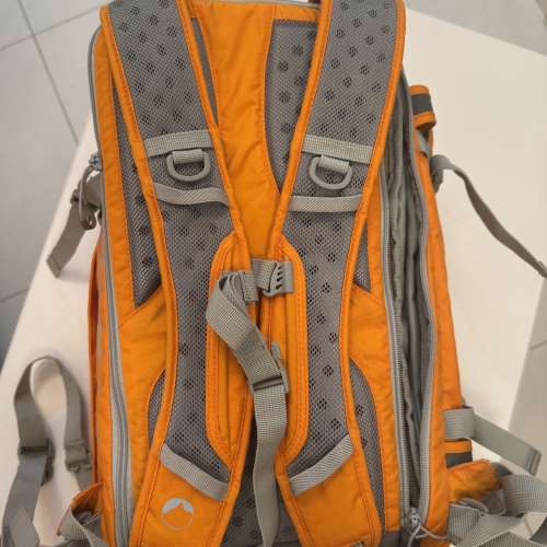 Lowepro backpack 背包