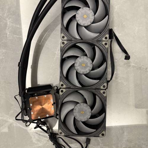 Phanteks Glacier One T30 V2 360mm CPU一體式水冷