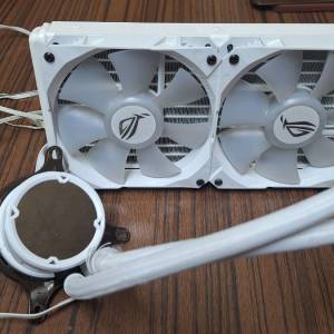 ASUS ROG STRIX LC 240 RGB WHITE 水冷 AIO