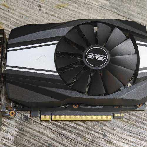 賣二手 ASUS GTX 1660 Ti 6GB 多張