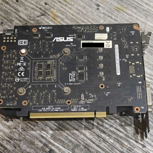 賣二手 ASUS GTX 1660 Ti 6GB 多張
