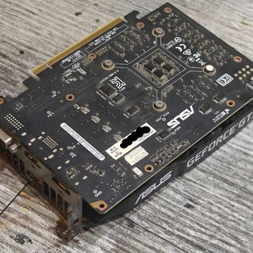 賣二手 ASUS GTX 1660 Ti 6GB 多張