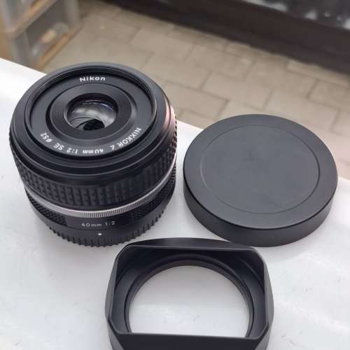 NIKON NIKKOR-Z 40MM F2 SE + HOOD LIKE NEW