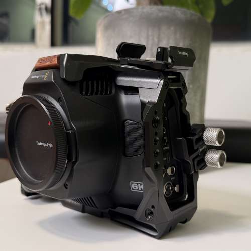 Blackmagic pocket cinema camera 6K pro