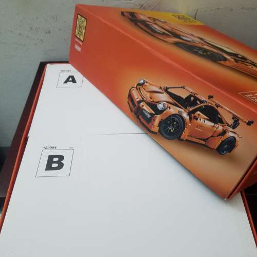 Lion King 180094 保時捷911模型