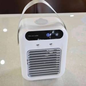 【夏日降溫神器】USB充電便攜風扇 噴霧加濕 大風量低噪音