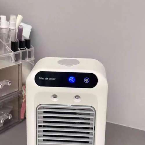 【夏日降溫神器】USB充電便攜風扇 噴霧加濕 大風量低噪音