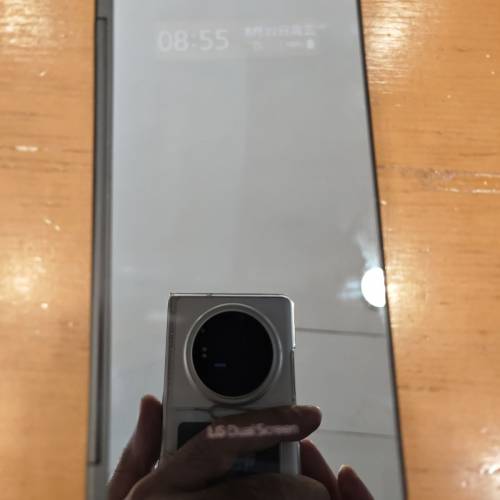 LG V60 日版連雙屏 8+128GB 有盒一套，送叉電頭