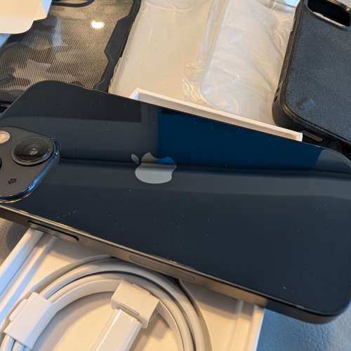 iPhone 13 mini 256G 連多個機套