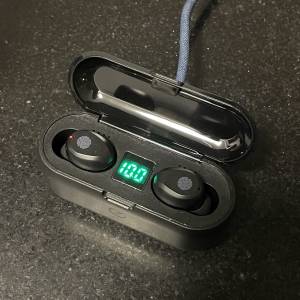 Stereo 5.1 wireless earbuds