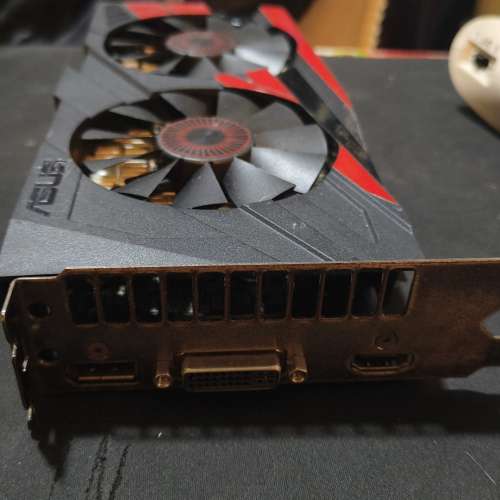 ASUS GTX 950 DDR5 2GB　１２８ｂＩＴ