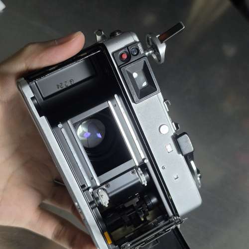 Canonet QL17 G-iii