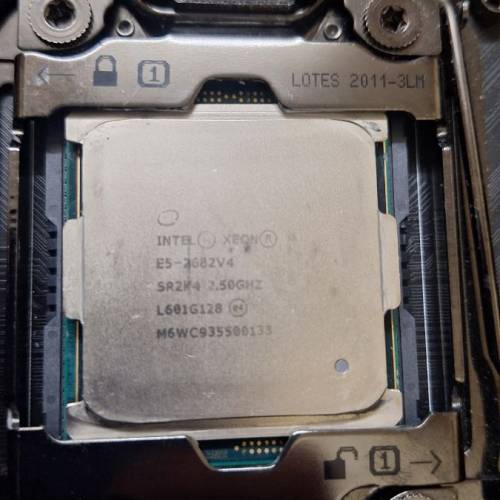 Intel Xeon E5-2682 v4